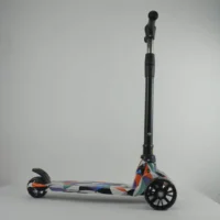 PATINETA ECUALIZABLE AEROGRAFIADA LLANTA LUZ ANCHA 1705 ABATIBLE - Imagen 5